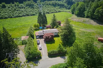 Backyard Photo of 9808 Thompson Road, Rosedale, BC
