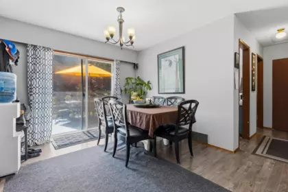 Breakfast Nook Photo of 9808 Thompson Road, Rosedale, BC