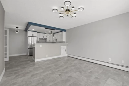 110 14881 Marine Drive, White Rock, BC, White rock — Apartment/Condo for sale