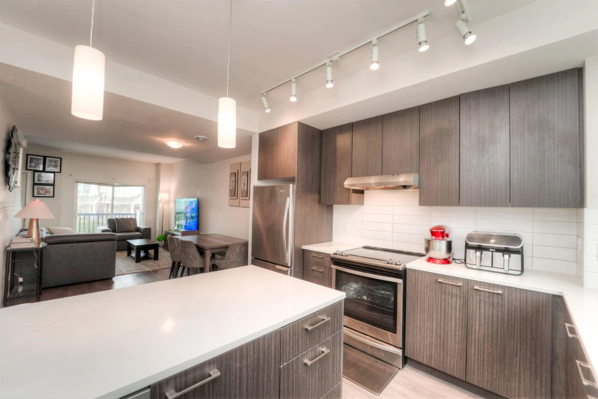 Dining Area Photo of 5 2796 Allwood Street, Abbotsford, BC