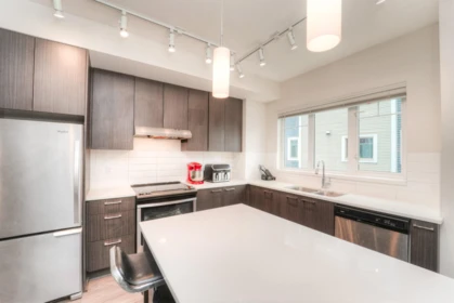 Kitchen Photo of 5 2796 Allwood Street, Abbotsford, BC