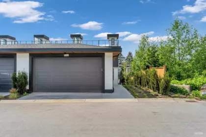 Garden / Landscaping Photo of 13642 232 Street, Maple Ridge, BC