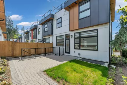 Outdoor Deck Photo of 13642 232 Street, Maple Ridge, BC