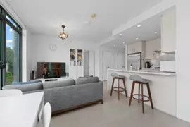 404 518 Whiting Way, Coquitlam, BC