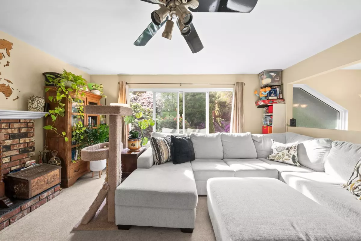 Family Room Photo of 777 Chilko Drive, Coquitlam, BC