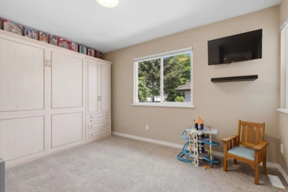 Hallway Photo of 7313 146a Street, Surrey, BC