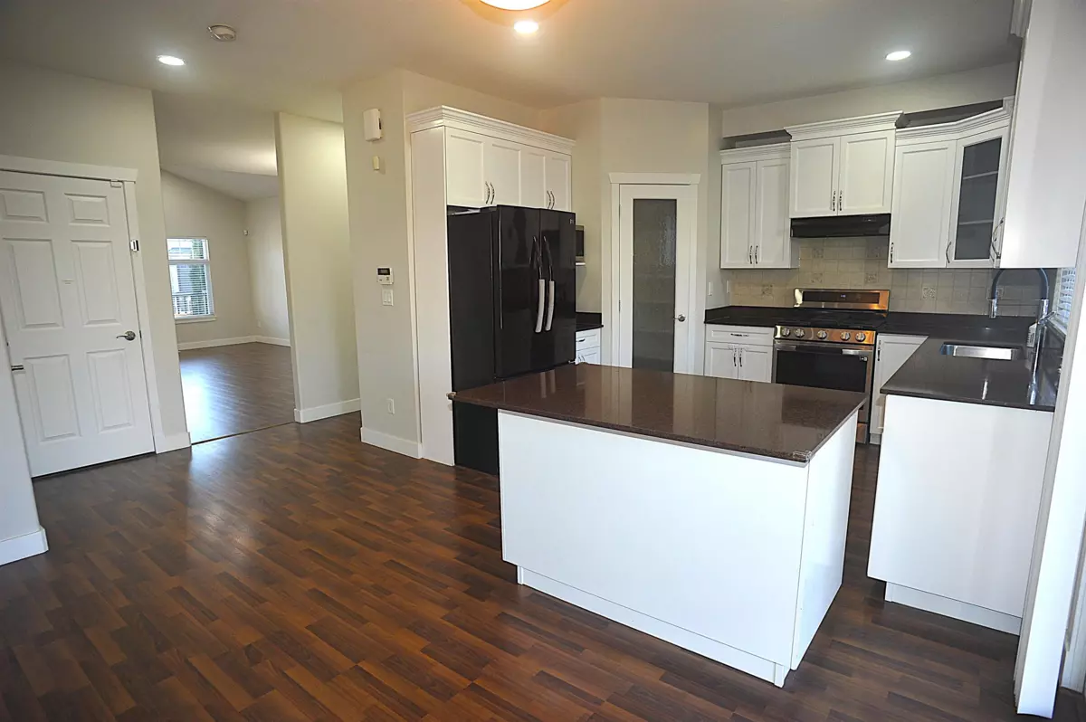 Dining Area Photo of 5949 E 165 Street, Surrey, BC