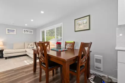 Kitchen Island Photo of 78 5742 Unsworth Road, Chilliwack, BC