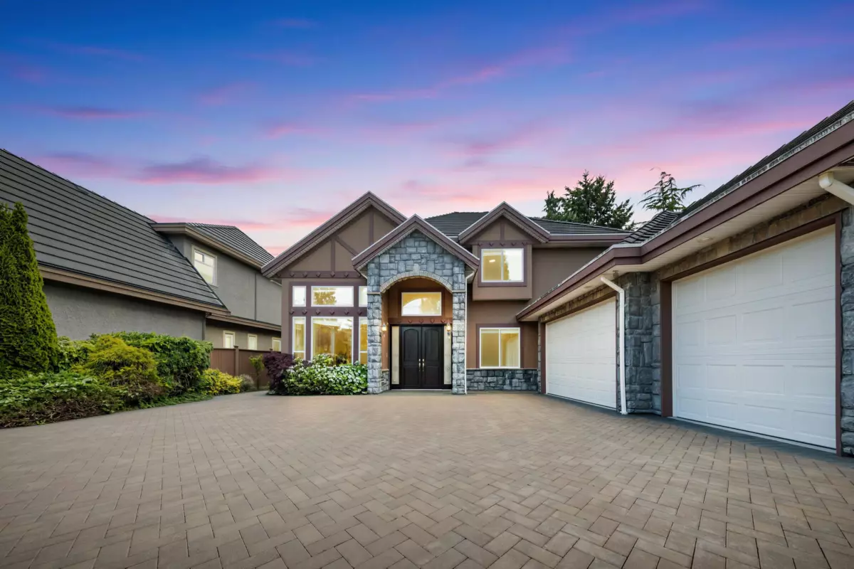 Family Room Photo of 5780 Murchison Road, Richmond, BC