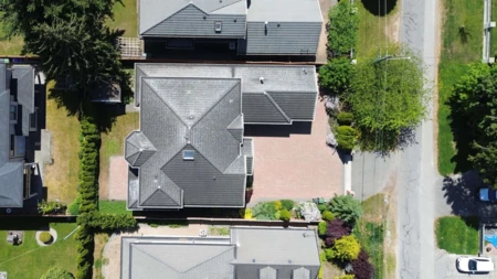 Garden / Landscaping Photo of 5780 Murchison Road, Richmond, BC