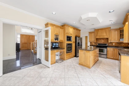 Walk-In Closet Photo of 5780 Murchison Road, Richmond, BC