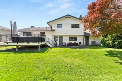 Hot Tub / Spa Photo of 4894 58 Street, Delta, BC
