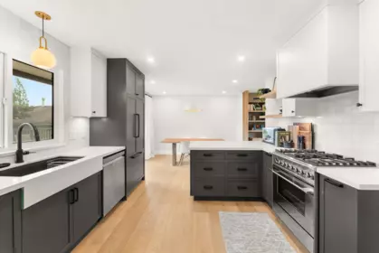 Kitchen Photo of 4894 58 Street, Delta, BC