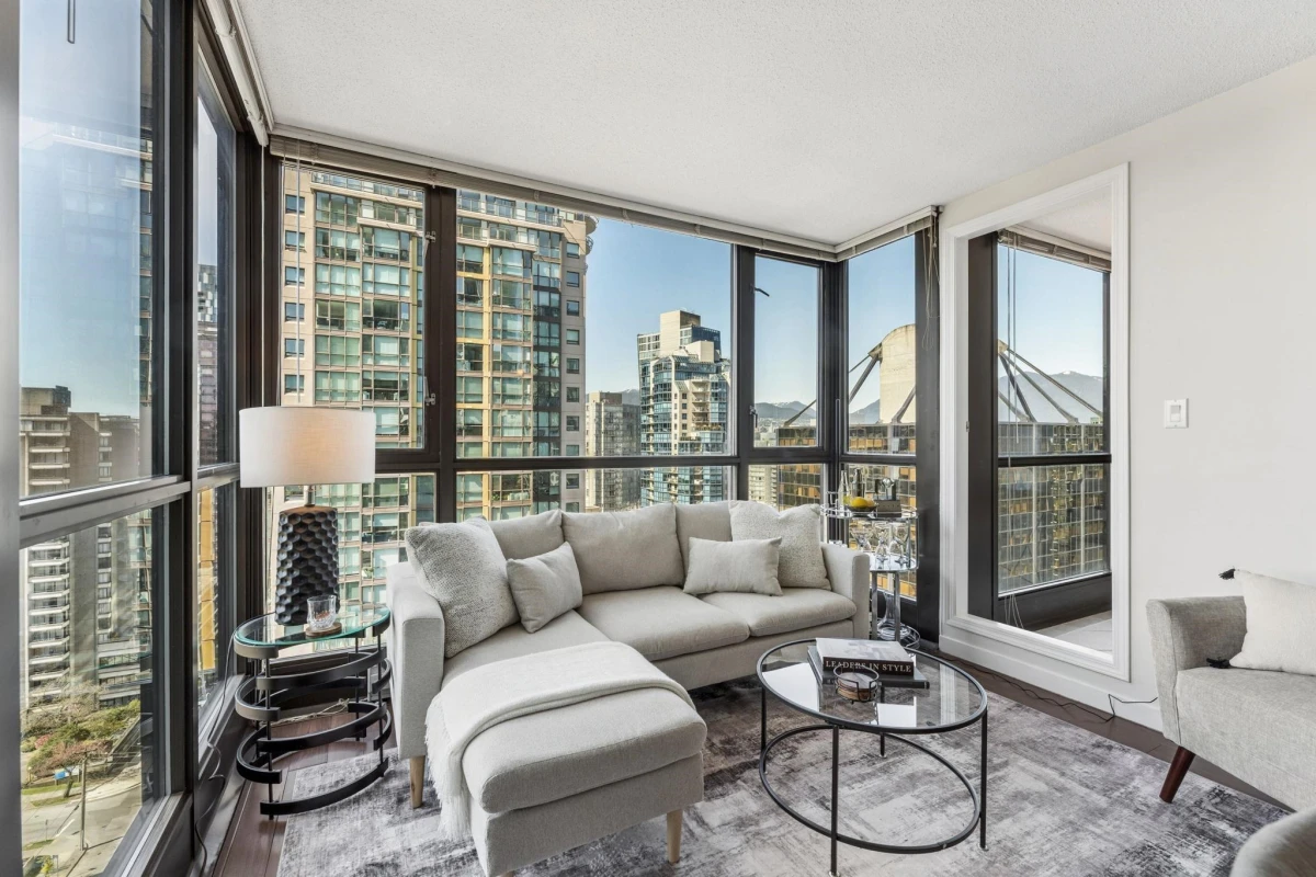 Living Room Photo of 1907 1331 Alberni Street, Vancouver, BC