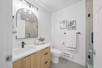 Mudroom Photo of 12 15399 Guildford Drive, Surrey, BC