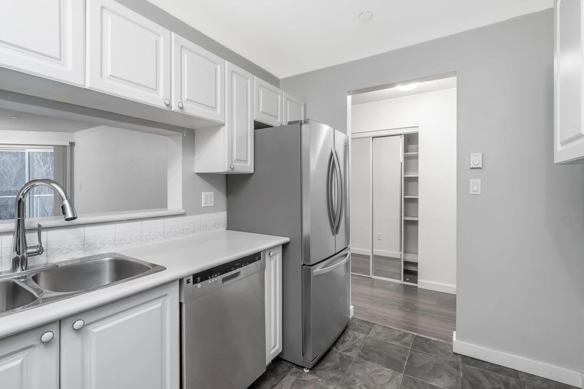 Dining Area Photo of 307 16137 83 Avenue, Surrey, BC