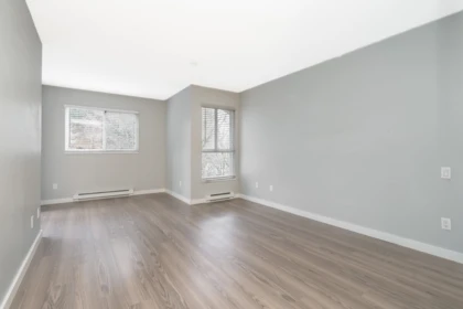 Basement Recreation Room Photo of 307 16137 83 Avenue, Surrey, BC