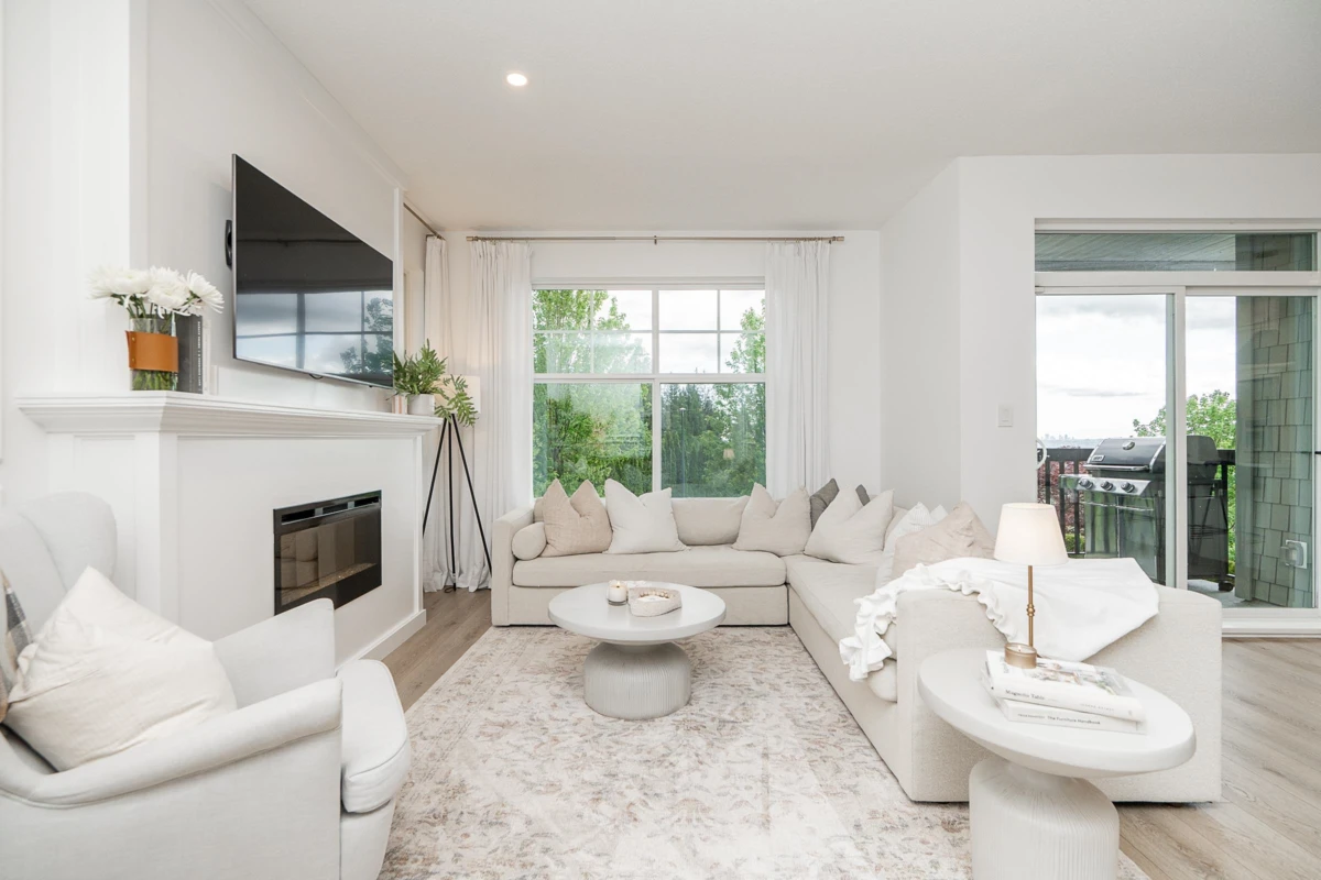 Dining Area Photo of 8 3461 Princeton Avenue, Coquitlam, BC