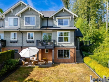 Garden / Landscaping Photo of 8 3461 Princeton Avenue, Coquitlam, BC