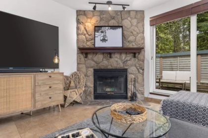 Breakfast Nook Photo of 10 4636 Blackcomb Way, Whistler, BC