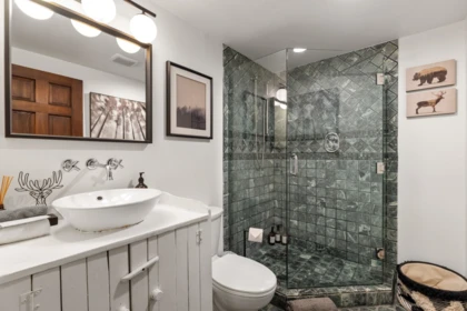 Guest Bathroom Photo of 10 4636 Blackcomb Way, Whistler, BC
