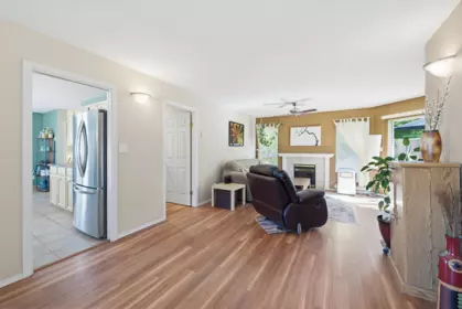Kitchen Photo of 38 31255 Upper Maclure Road, Abbotsford, BC