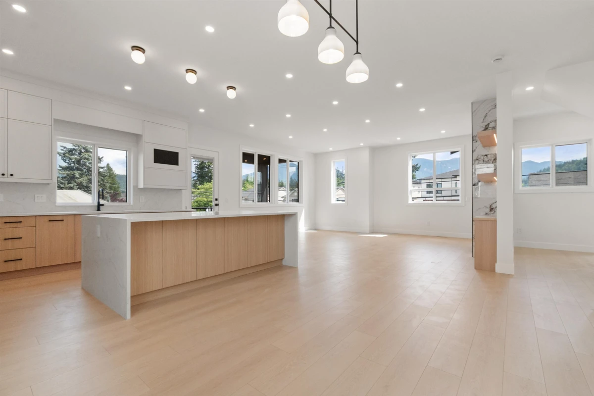 Dining Area Photo of 8 45141 Watson Road, Chilliwack, BC