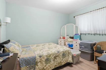 Bedroom 4 Photo of 1827 142nd Street, Surrey, BC