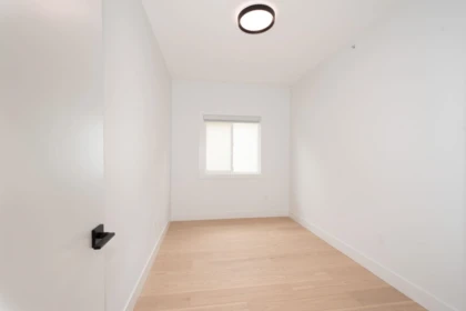 Entry Foyer Photo of 827 E 32nd Avenue, Vancouver, BC
