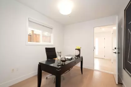Hallway Photo of 827 E 32nd Avenue, Vancouver, BC