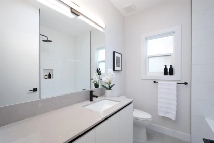 Kitchen Photo of 827 E 32nd Avenue, Vancouver, BC