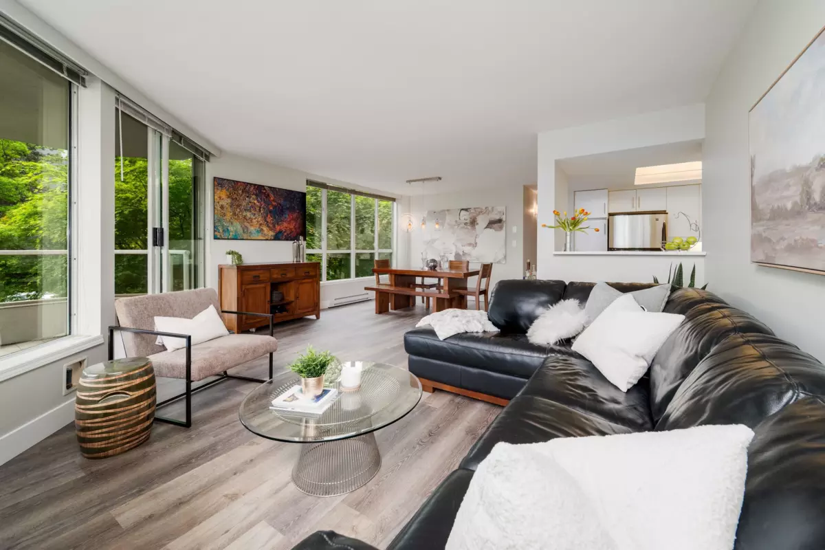 Living Room Photo of 203 408 Lonsdale Avenue, North Vancouver, BC