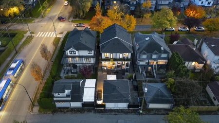 Swimming Pool Photo of 2815 W 19th Avenue, Vancouver, BC