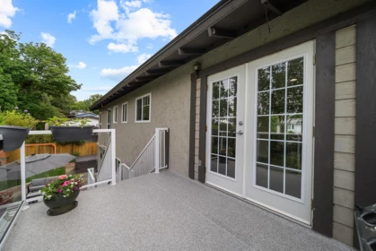 Swimming Pool Photo of 35061 High Drive, Abbotsford, BC