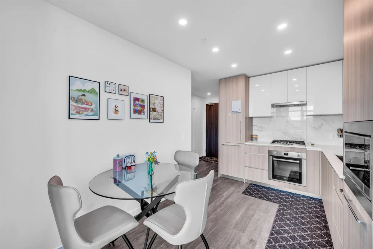 Dining Area Photo of 1007 5311 Goring Street, Burnaby, BC