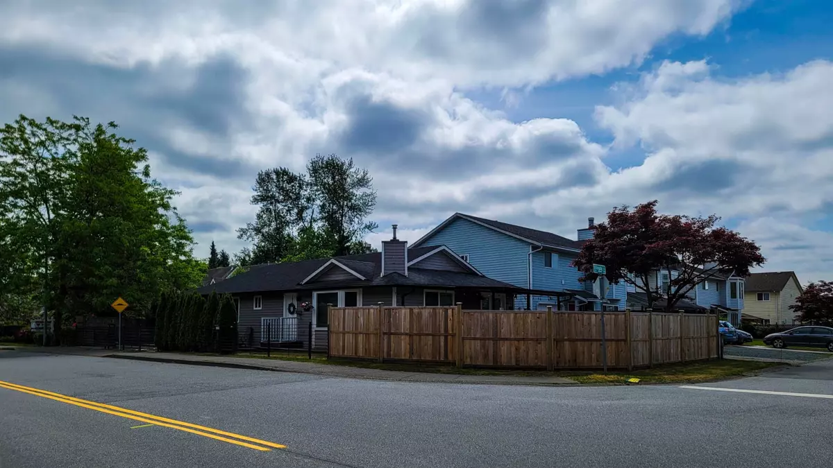 Family Room Photo of 2288 Willoughby Way, Langley, BC