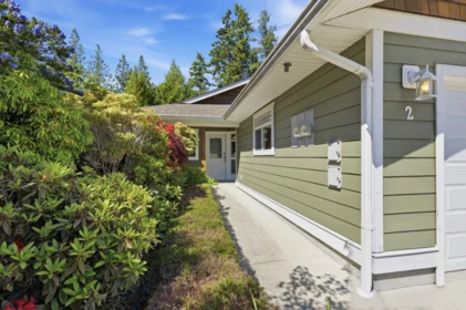 2 12710 Lagoon Road, Madeira Park, BC, Madeira Park — Half Duplex for sale