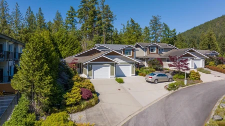 Office / Den Photo of 2 12710 Lagoon Road, Madeira Park, BC