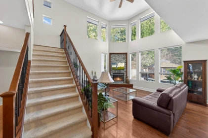 Hallway Photo of 10668 245b Street, Maple Ridge, BC