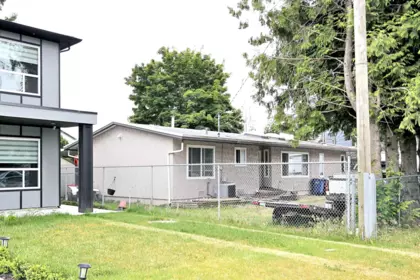 Breakfast Nook Photo of 34740 3 Avenue, Abbotsford, BC