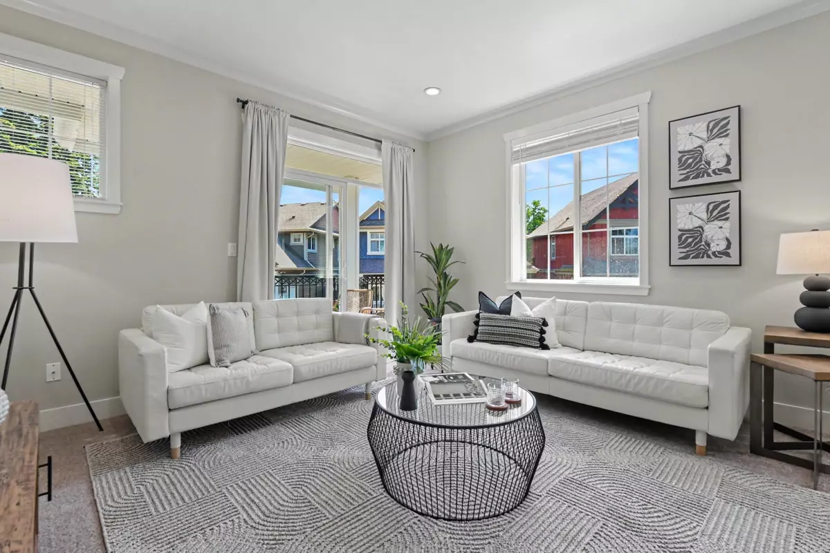 Family Room Photo of 37 5805 Sappers Way, Chilliwack, BC