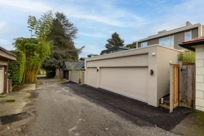 Swimming Pool Photo of 4521 Langara Avenue, Vancouver, BC