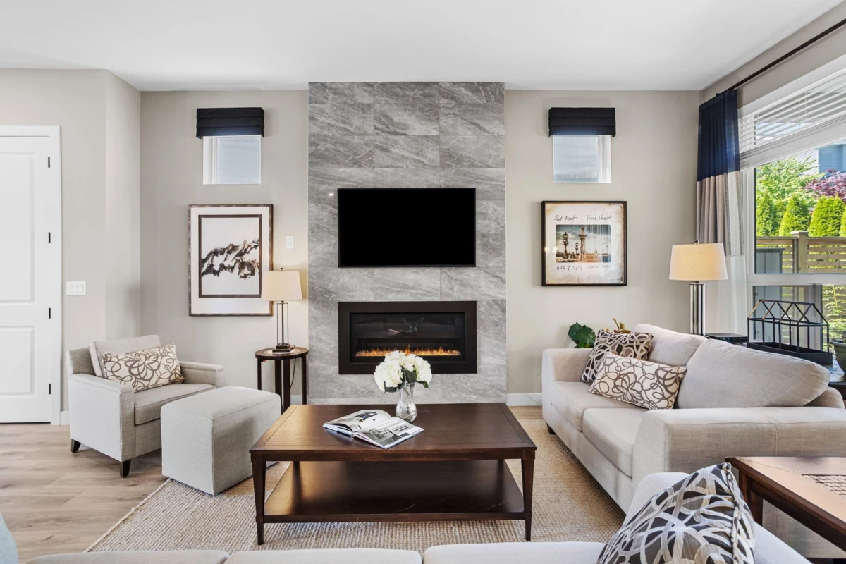 Living Room Photo of 23193 113 Avenue, Maple Ridge, BC