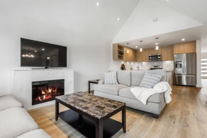 Bedroom 3 Photo of 8 1928 Woodside Boulevard, Agassiz, BC