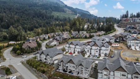 Community Amenities Photo (Clubhouse) of 8 1928 Woodside Boulevard, Agassiz, BC