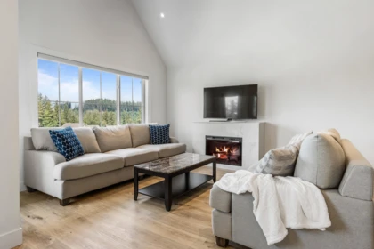 Primary Bedroom Photo of 8 1928 Woodside Boulevard, Agassiz, BC