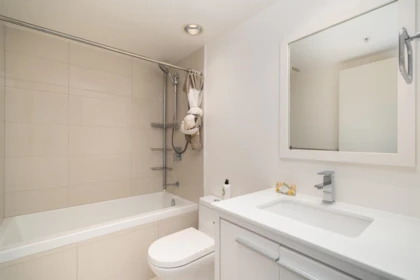 Guest Bathroom Photo of 905 1316 W 11th Avenue, Vancouver, BC