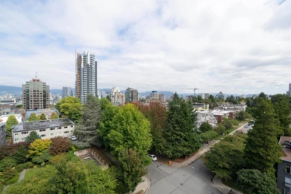 Laundry Room Photo of 905 1316 W 11th Avenue, Vancouver, BC