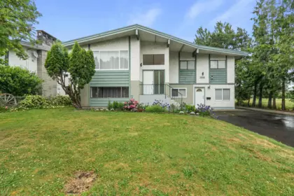 9060 Garden Drive, Chilliwack, BC, Chilliwack — Single Family Residence for sale