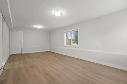 Swimming Pool Photo of 9060 Garden Drive, Chilliwack, BC
